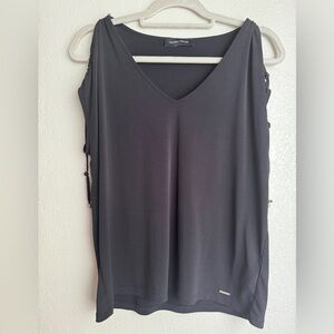 Ivanka trump Black V-Neck Sleeveless Top